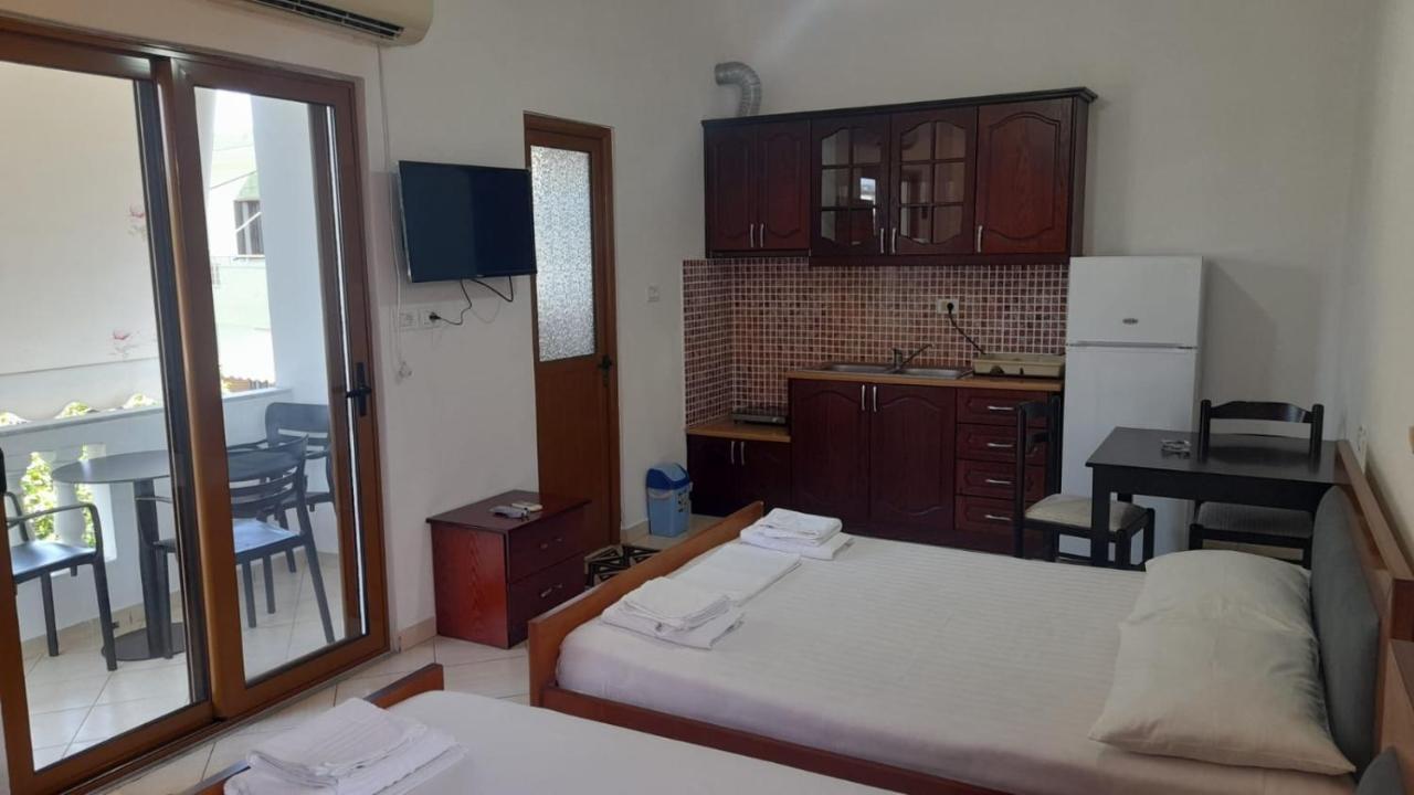 Vita Apartment - Spacious Garden And Balcony 5 Min To Beach & Center Ксамил Экстерьер фото