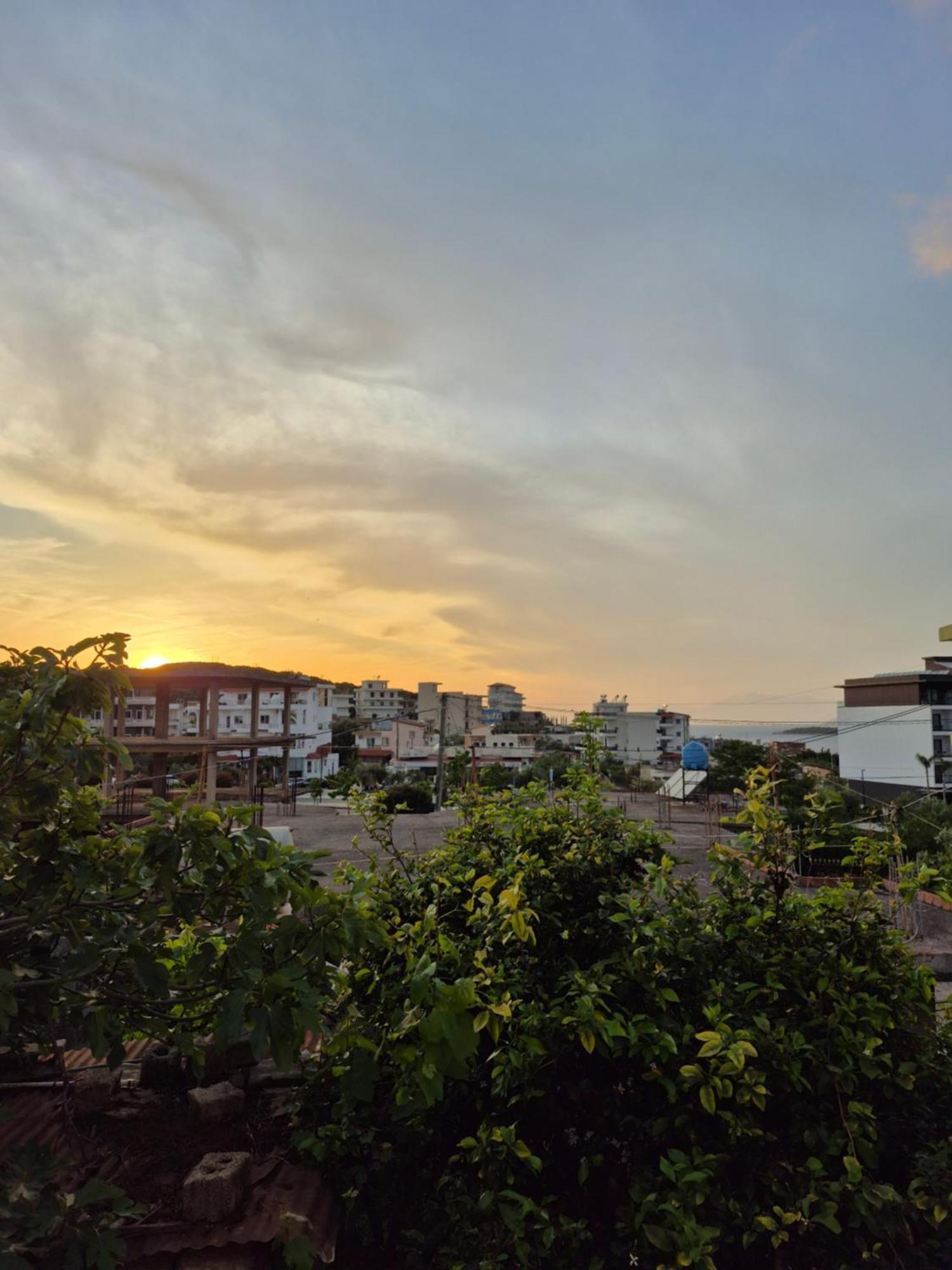 Vita Apartment - Spacious Garden And Balcony 5 Min To Beach & Center Ксамил Экстерьер фото